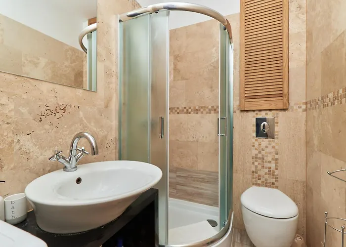 Rynek The Heart Of The By Renters * Wroclaw