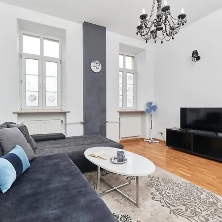 Rynek The Heart Of The By Renters Apartment